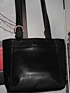 Coach Vintage Black Leather Soho Bag with Gold Hardware Made in Costa Rica 4157